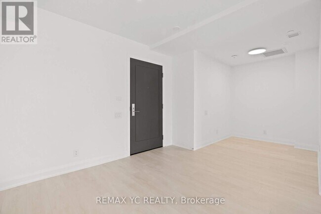 Photo - 33 Frederick Todd Wy Unité 615