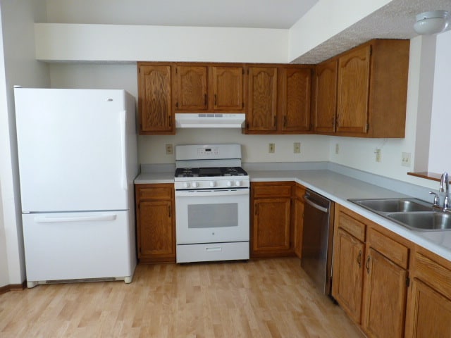 Kitchen - 5127 Hidden View Dr
