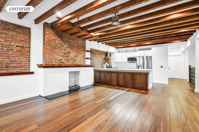 Photo - 66 Cranberry St