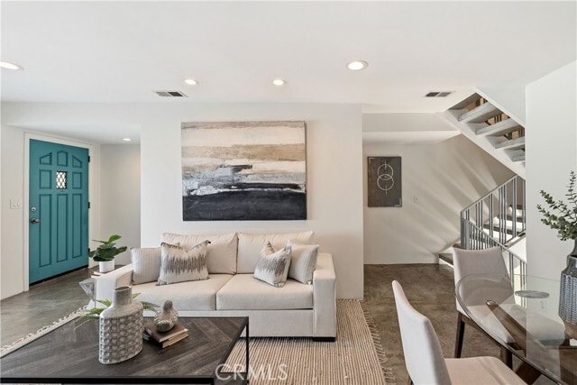 Photo - 1140 Manhattan Beach Blvd