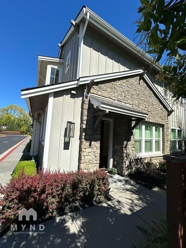 Building Photo - 180 Westborough Ln Rental