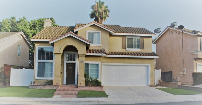 4 bed 2.5 bath Corona house for lease Rental - House Rental in Corona ...