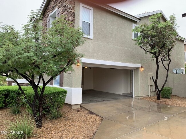 Photo - 3040 W Cavalry Dr