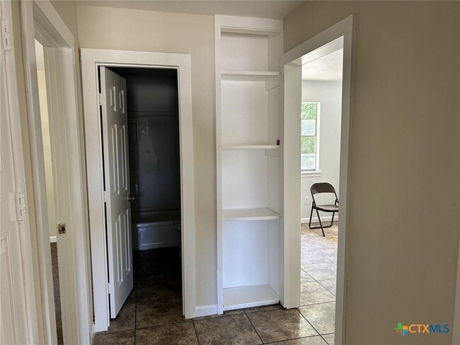 Photo - 1409 Calle Nogal