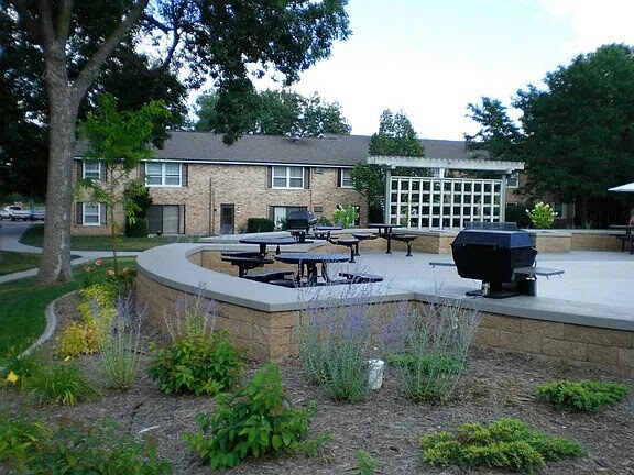 Photo - 1025 Smetana Rd Unit 3