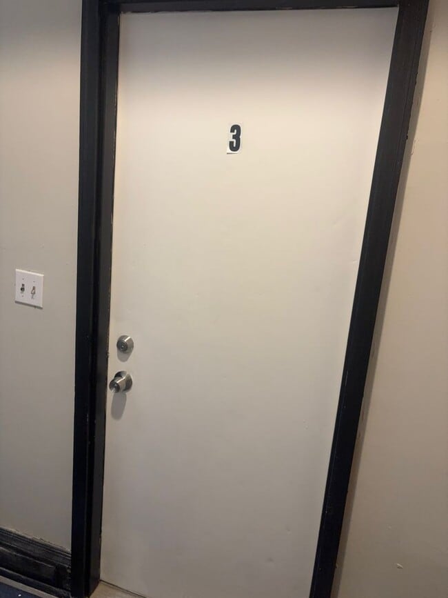 1513 Edmondson Ave Unit 3
