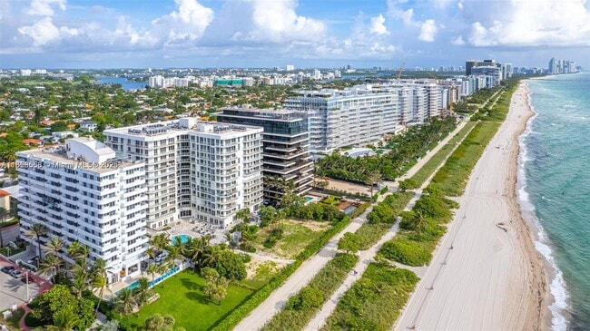 Building Photo - 8911 Collins Ave Unit 1004 Rental