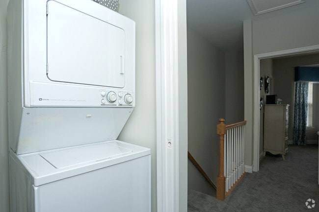 Two Bedroom (Baltic) - Washer & Dryer