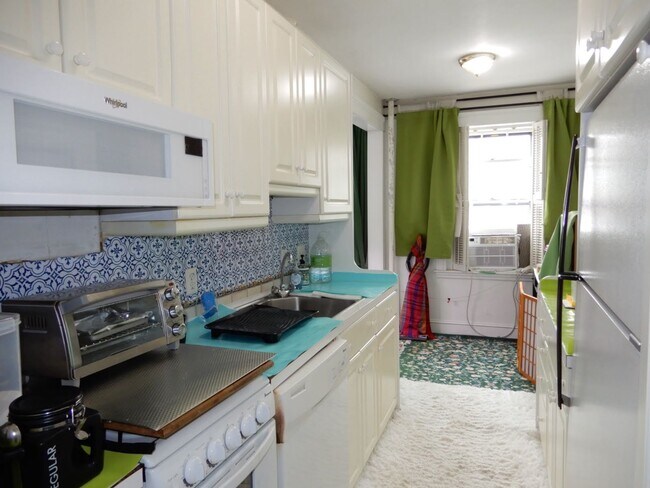 Photo - 40 Linnaean St Unit 2