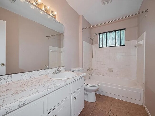 Photo - 3619 Kilkenny Dr