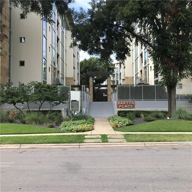 Building Photo - 1600 Barton Springs Rd Unit 5309