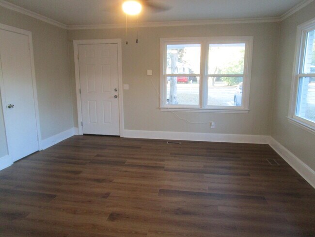 Photo - 1914 Georgianna Dr