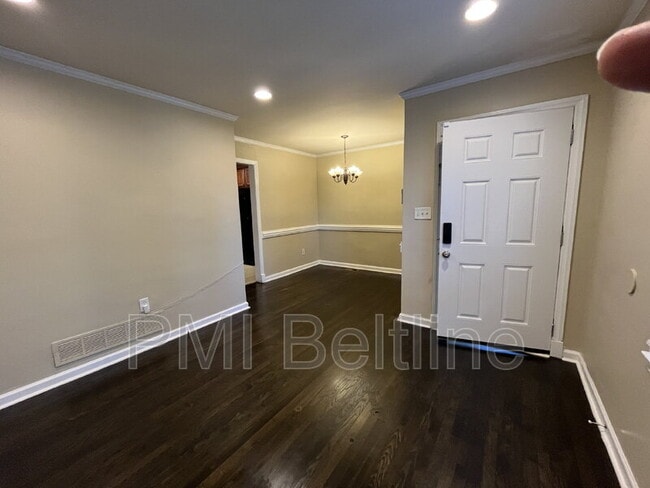 Photo - 3217 McAfee Rd