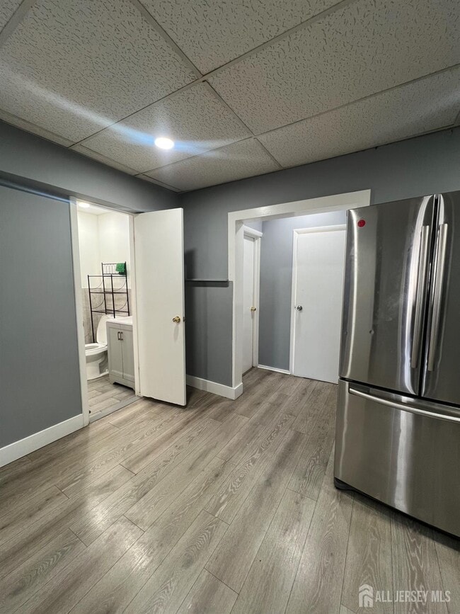 Photo - 387 Market St