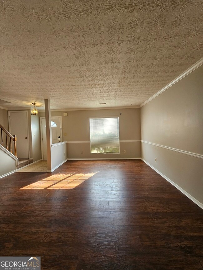 Photo - 3065 Shadow Walk Ln