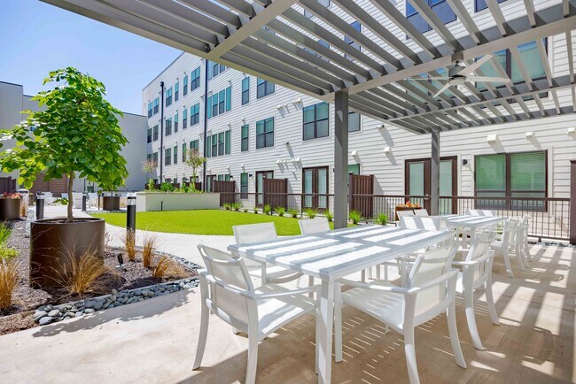 Photo - SOFI at 6311