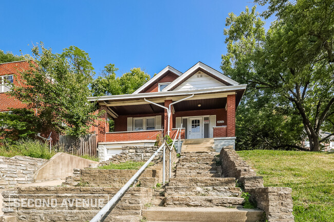 Photo - 2632 Queen City Ave House