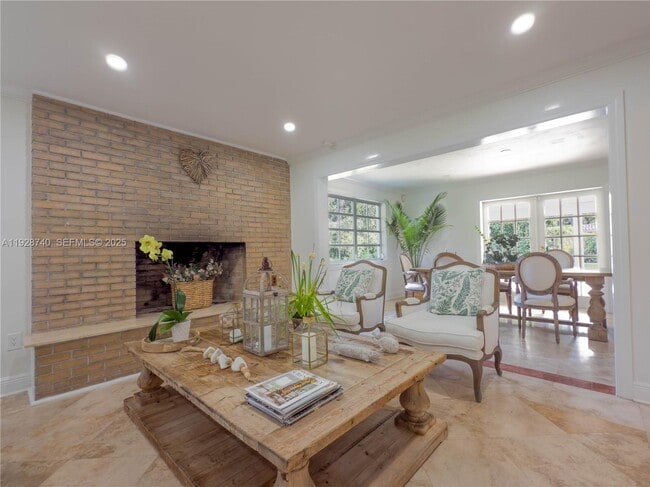 Photo - 730 SW 80th St