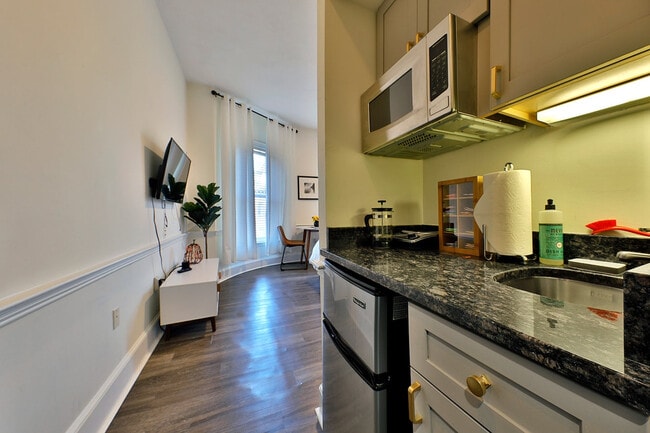 Photo - 44 Concord Sq Unit SI ID1512195P