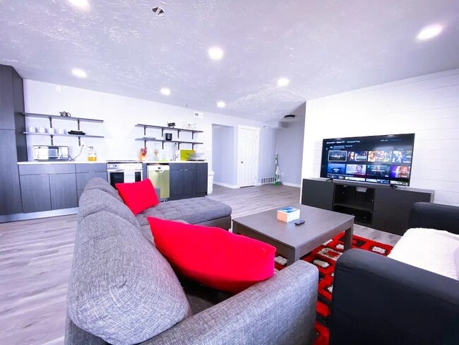 Photo - 14380 Henry Day Rd Unit Entire House