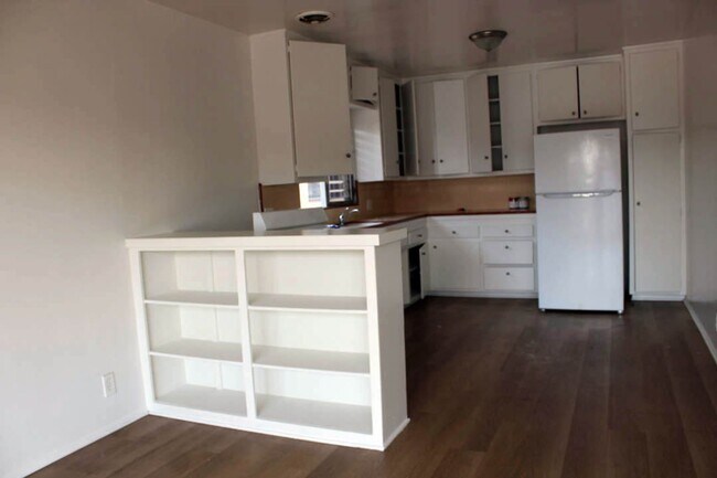 Photo - Available November 15th Unidad 6