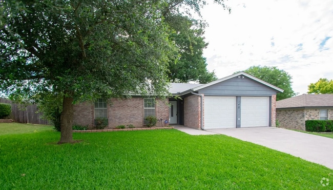 Building Photo - 740 Admiralty Way Rental