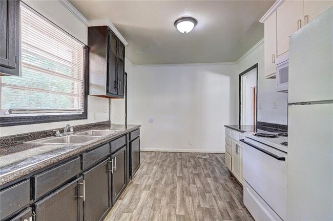 Photo - 2006 Pine Hill Dr