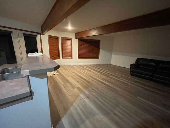 Photo - 383 Deer Trail