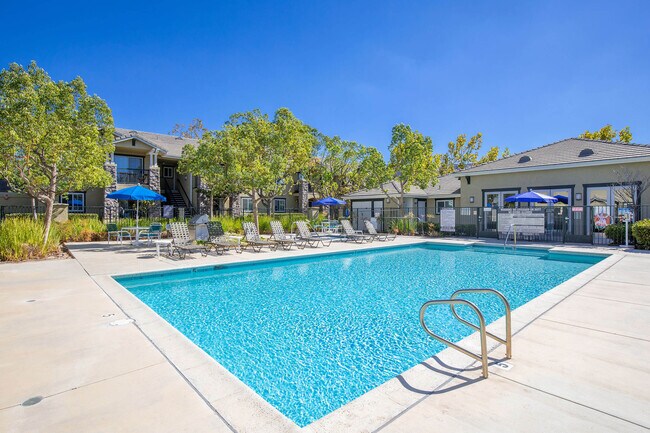 Photo - Seasons at Simi Valley Apartment Homes