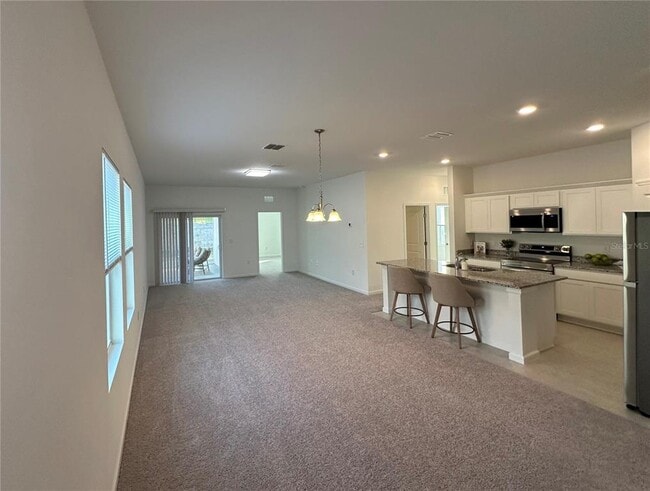 Photo - 487 Hennepin Lp