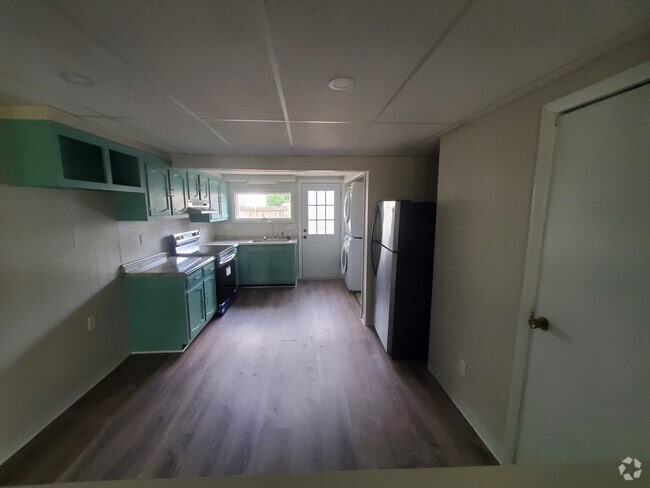 Building Photo - 10 Highland View Ave Unit Apt #2