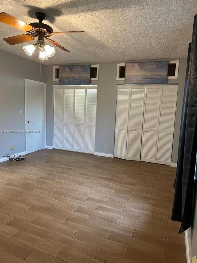 Photo - 9101 SW 88th St Unit #1