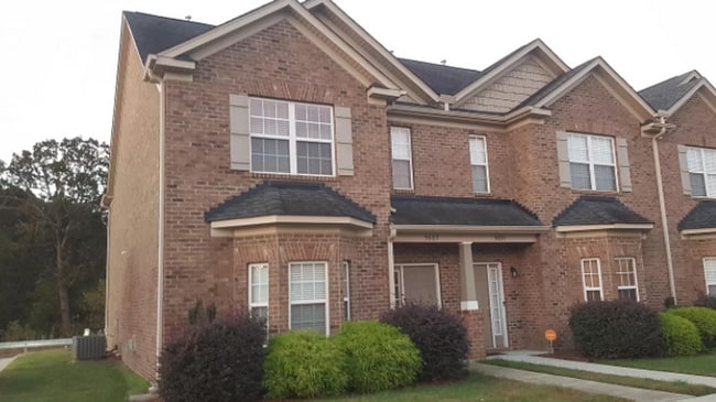 Beautiful Townhome in Harrisburg School Di... - Beautiful Townhome in Harrisburg School Di...