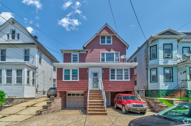 Building Photo - 33 E 42nd St Unit 4 Rental