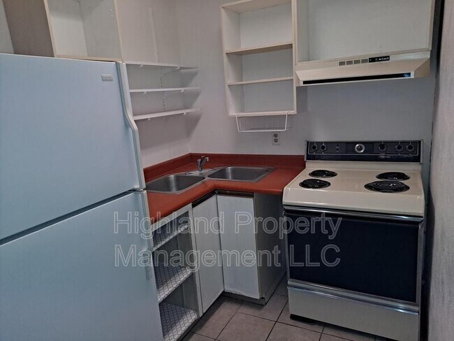 Photo - 1000 NE Creston Ln Unit #B