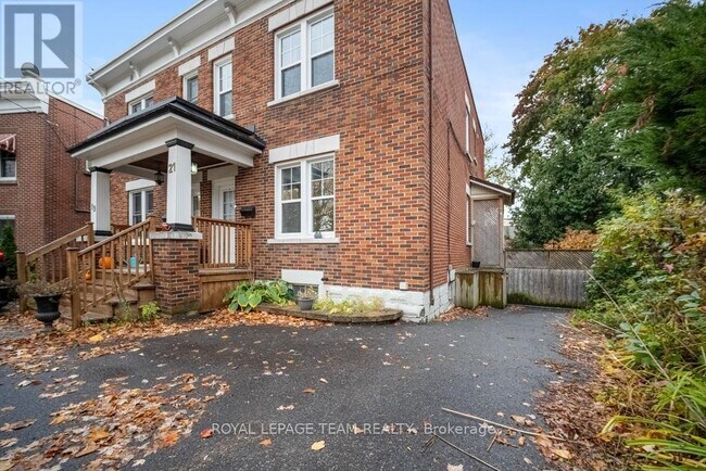 Photo - 21 Acacia Ave.