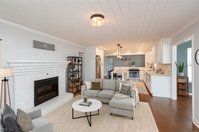 Photo - 4640 Miles Standish Rd