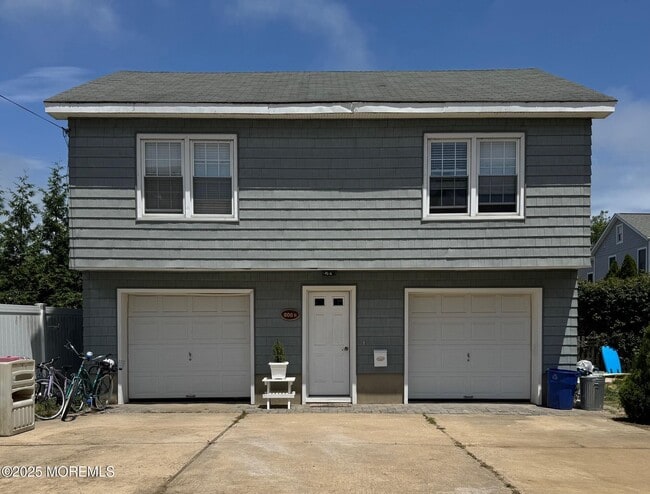 Building Photo - 606 Ocean Rd Rental