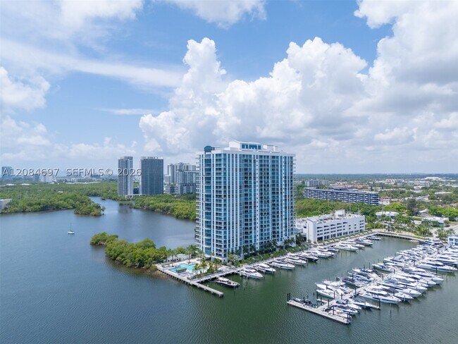 Building Photo - 17111 Biscayne Blvd Unit 1110