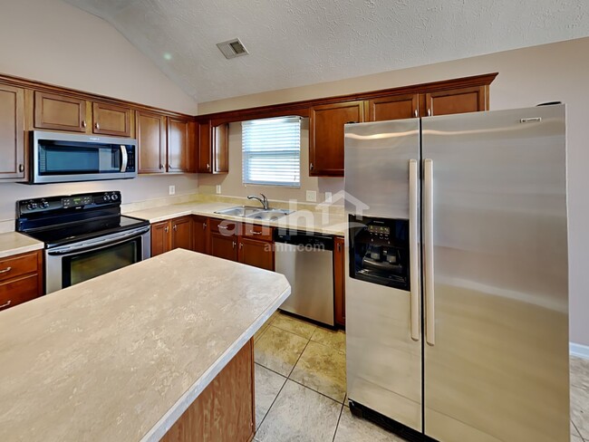 Photo - 208 Blossom Ct House