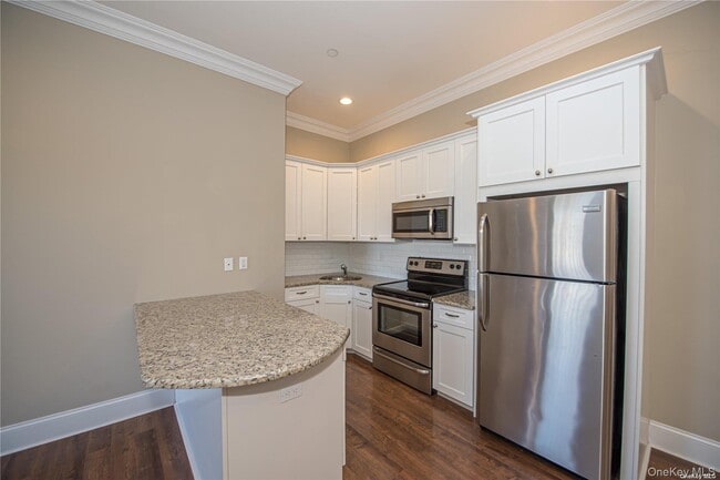 Photo - 50 Stewart Ave Unit 2E