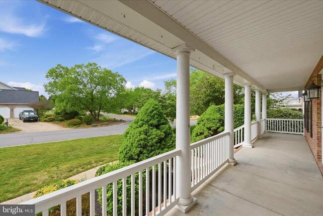 Photo - 102 Bramble Ct