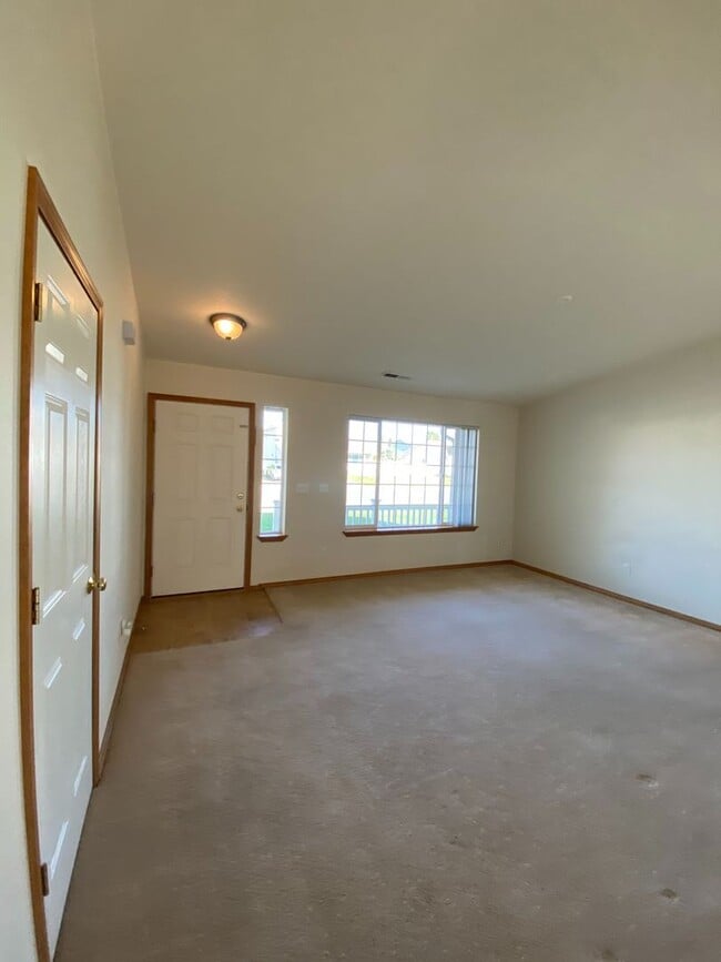 Photo - 8004 Chehalis Dr