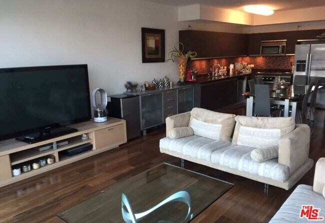 Photo - 3785 Wilshire Blvd Unit 1504