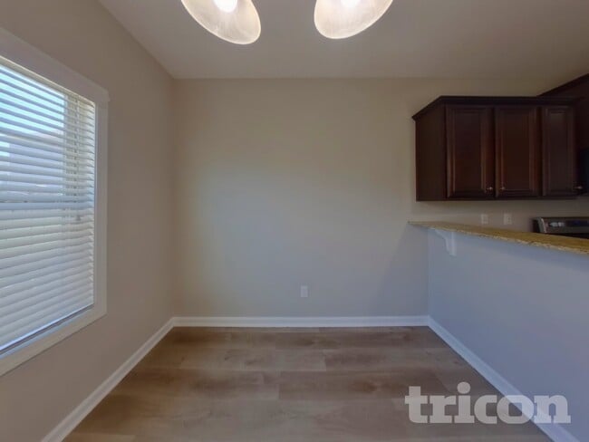 Photo - 356 Dawsons Park Dr