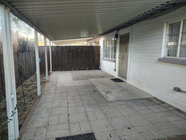 Photo - 3302-3308 E Glenn St Unit 3304