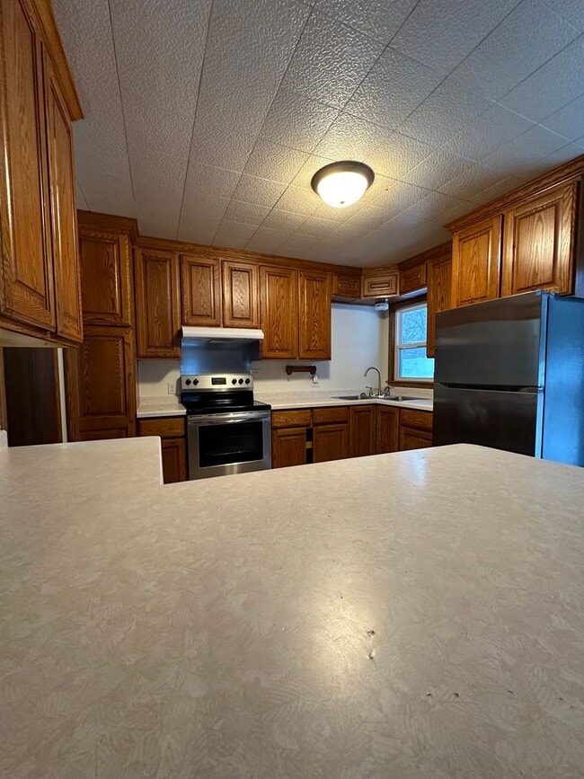 Photo - 2 Bed / 2 Bath Home in Baraboo, WI