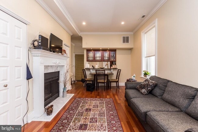 Photo - 1712 Wallace St Unit 202