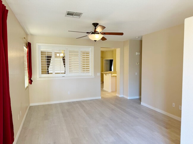 Photo - 204 Crooked Tree Dr