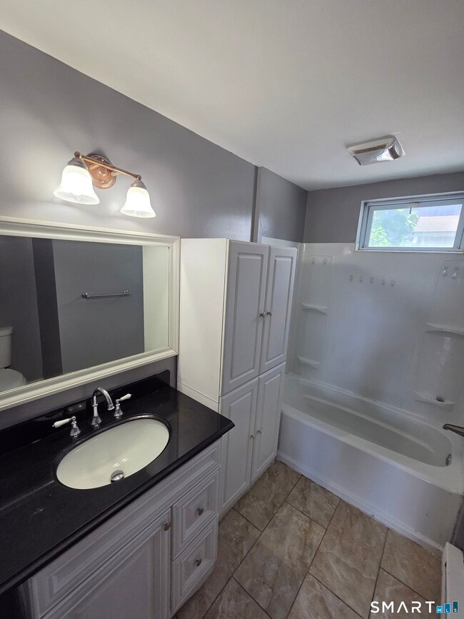 261 Willow St Unit 2